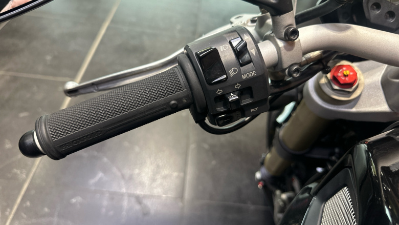 Ducati Monster 1100 Evo ABS DTC